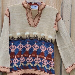 31. Dancing People Wide Sleeve Penrose V Neck